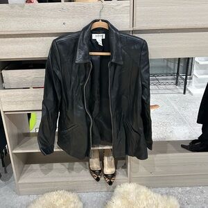 🔥‎ Alfani Petite black leather jacket
